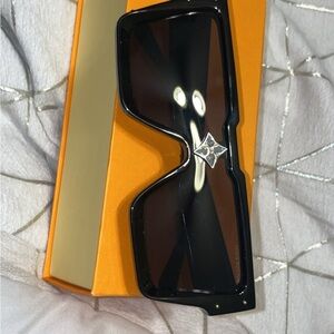 LV cyclone sunglasses